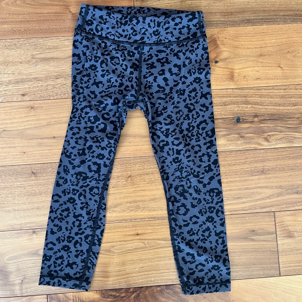 Athleta girls capris. Size 7.
